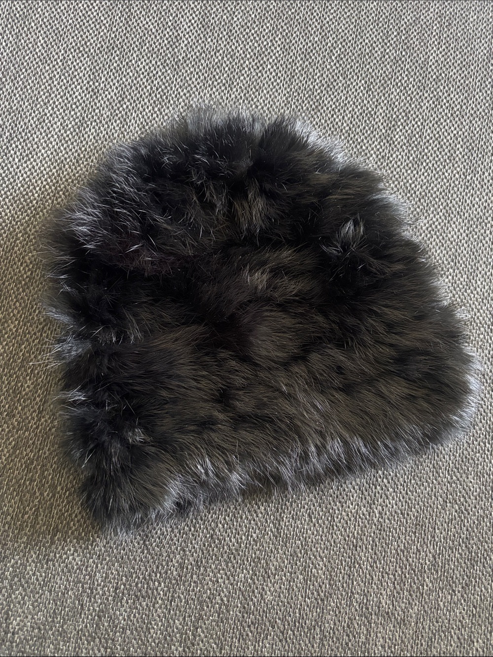 Barneys New York 100% dyed rabbit Fur Pom Beanie - Black